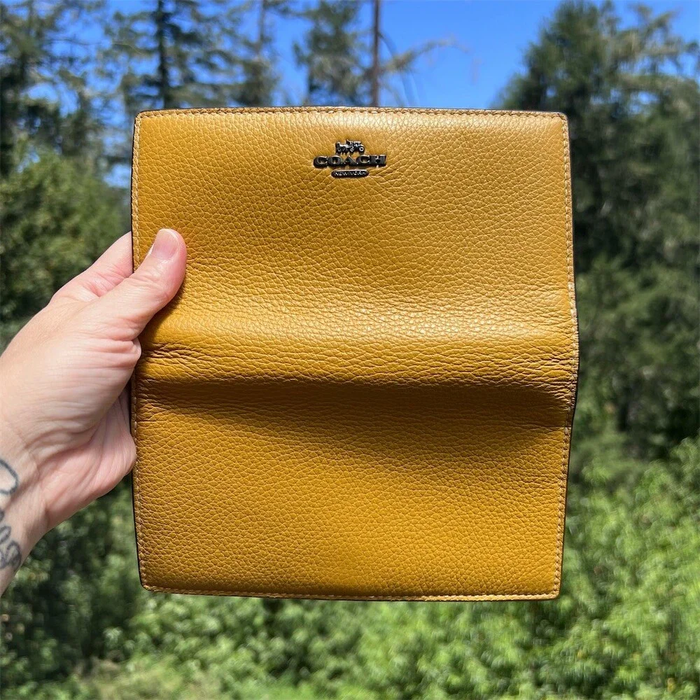 COACH Yellow Pebble Leather Bifold Snap Wallet with Gunmetal Hardware AUTHENTIC